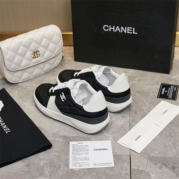 Chanal Sneakers