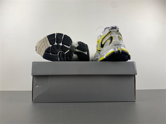 Balenciaga 779066-W3RBXP-9710