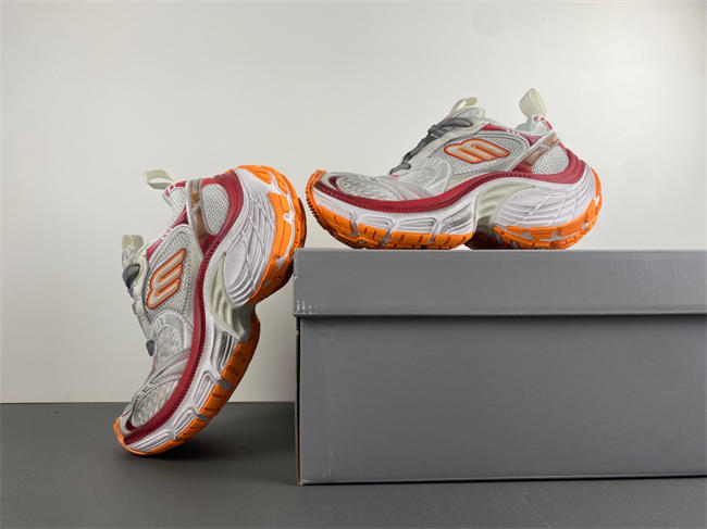 12Balenciaga  792778 W2MV2 9010I8