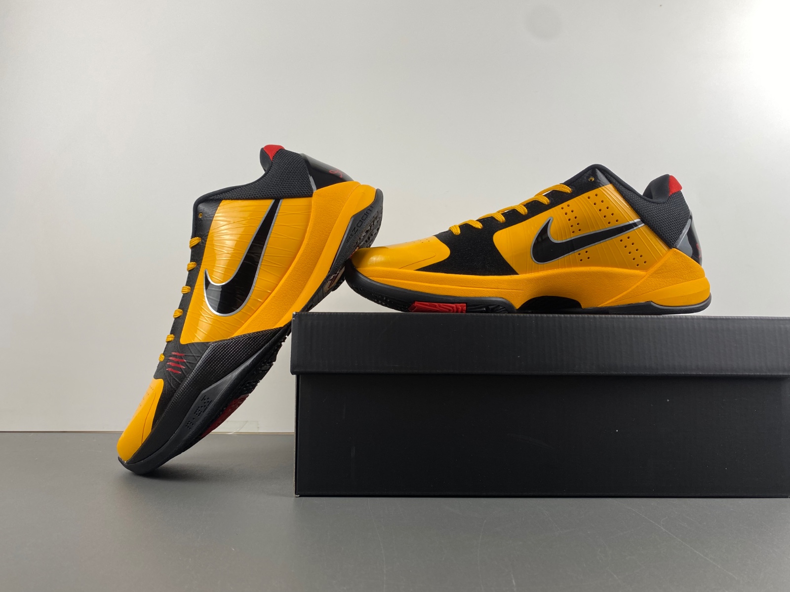 Nike Kobe 5 Protro Bruce Lee D4991-700