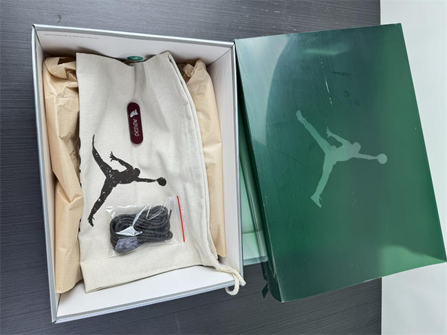 SoleFly x Air Jordan 12 Retro SP 