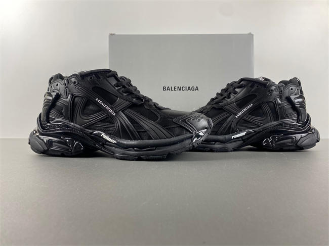 7.5Balenciaga 813793-WRUNG 0123