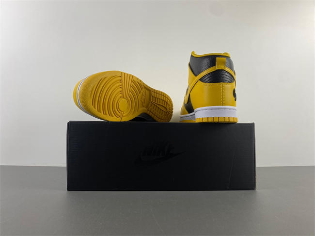 Nike Dunk High “Wu-Tang Clan” HJ4320-001
