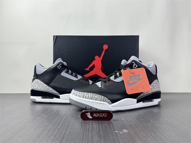 Air Jordan 3 OG “Black Cement”  DN3707-010
