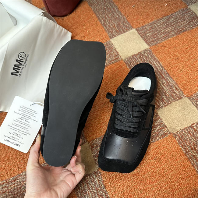 ma*s*n Ma*i*la sneaker