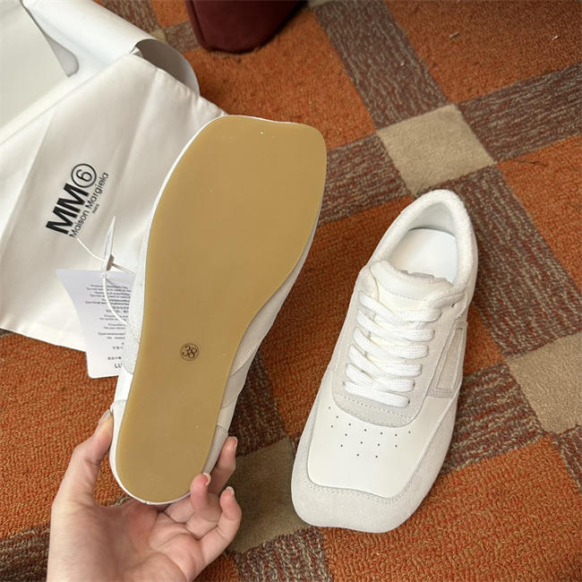 ma*s*n Ma*i*la sneaker