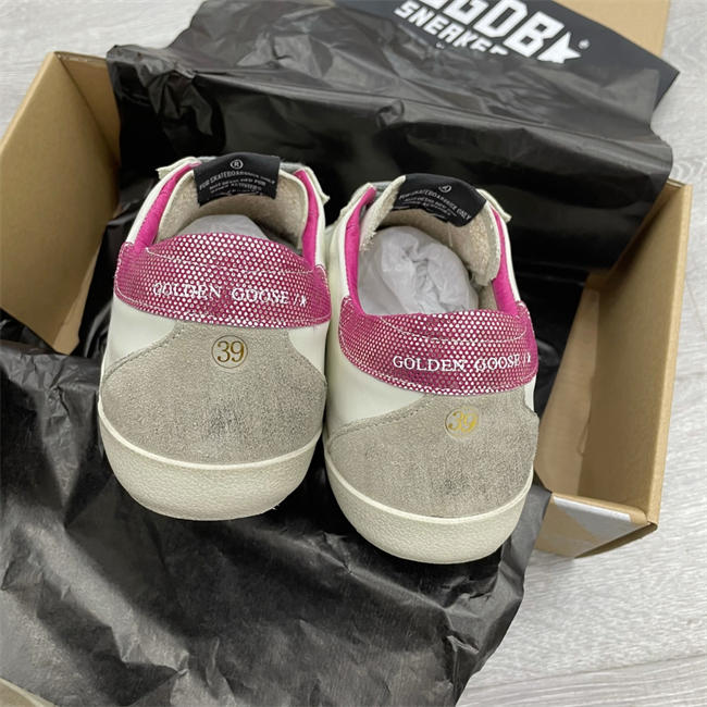 Golden Goose Sneaker