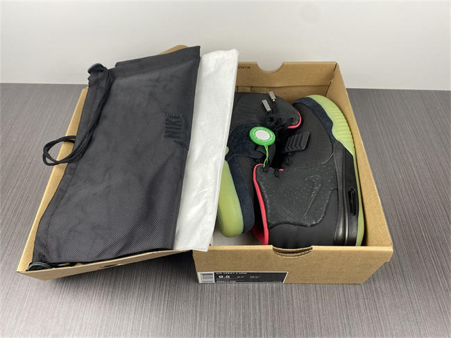 Nike Air Yeezy 2 NRG Kanye 508214-006