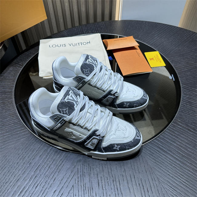 LV Trainer Sneaker