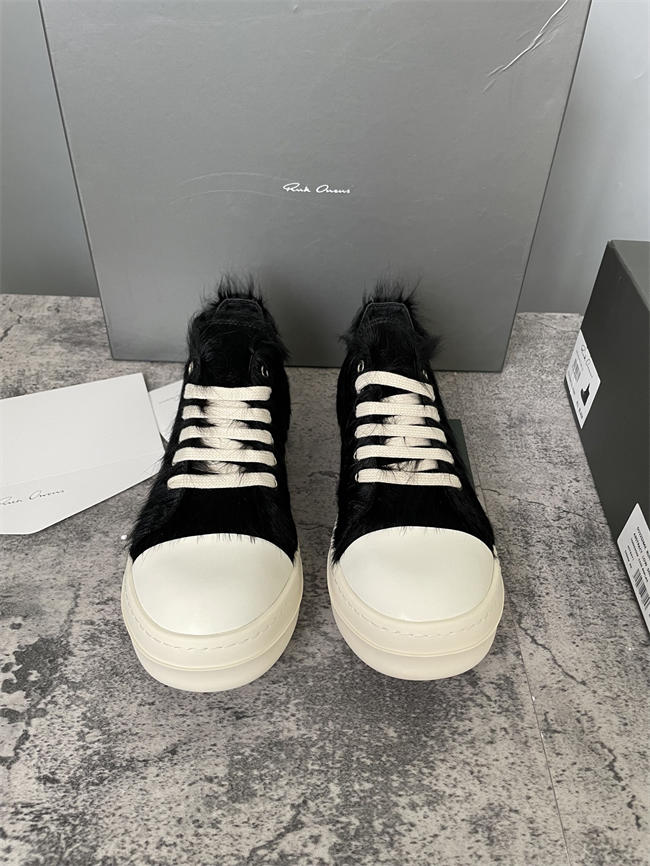 Rick Owens Low Sneaker 29